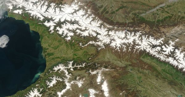 Georgien (Satellit).jpg