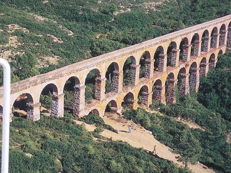 Acueducto Tarragona.jpg